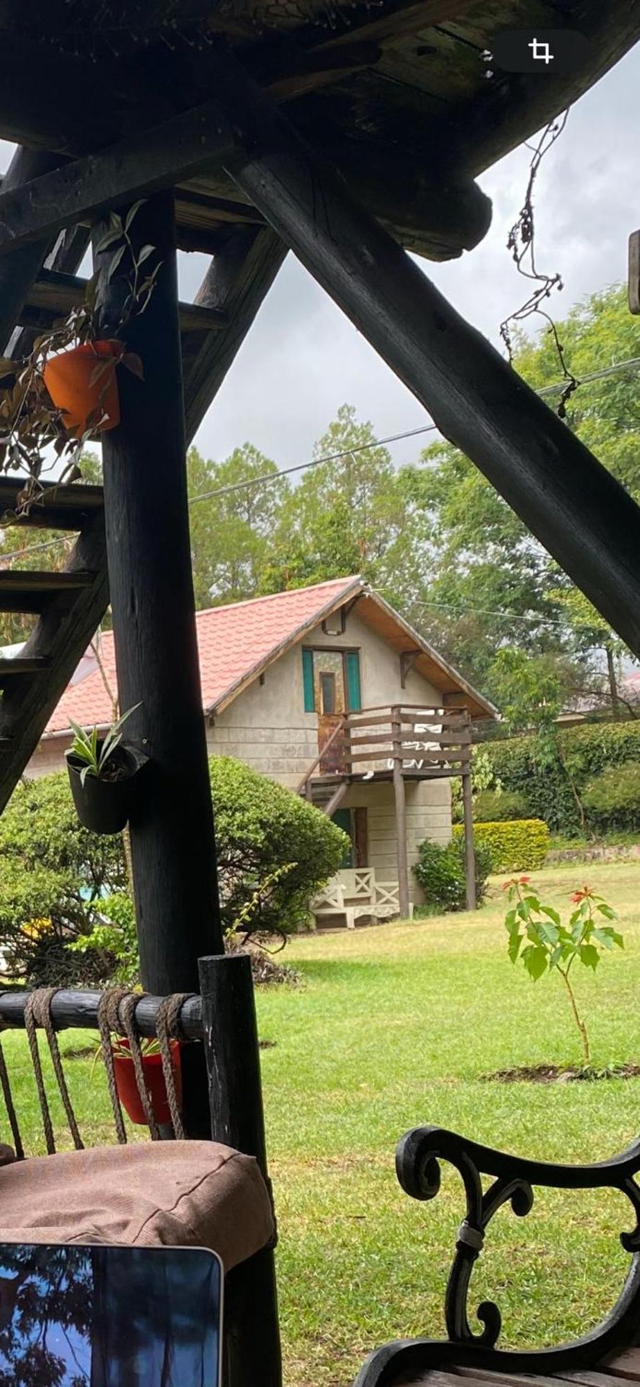 Guesthousejane Villa & Apartments ナイバシャ エクステリア 写真