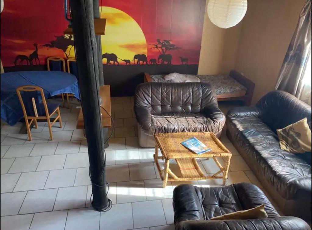 Guesthousejane Villa & Apartments ナイバシャ エクステリア 写真