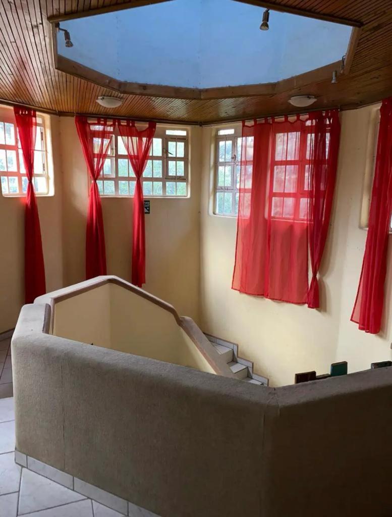 Guesthousejane Villa & Apartments ナイバシャ 部屋 写真
